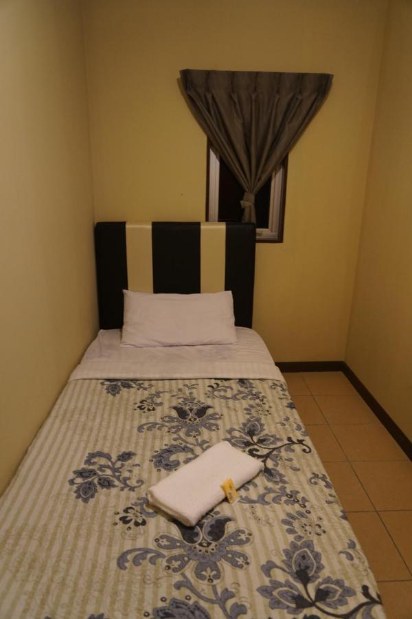 ซันไรซ์ รีครีเอชัน ชาเลท แอนด์ โฮม สเตย์ Hotel ราเนา ภายนอก รูปภาพ
