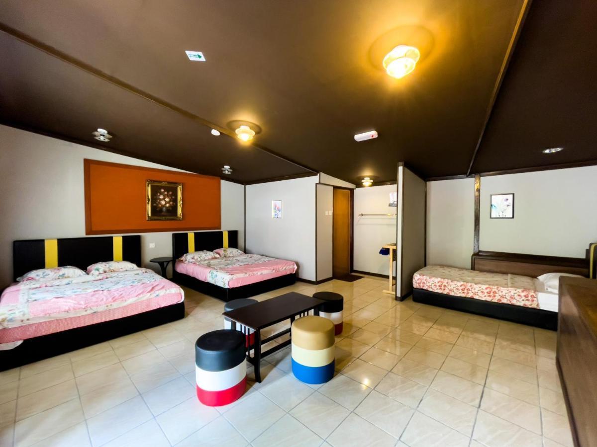 ซันไรซ์ รีครีเอชัน ชาเลท แอนด์ โฮม สเตย์ Hotel ราเนา ภายนอก รูปภาพ