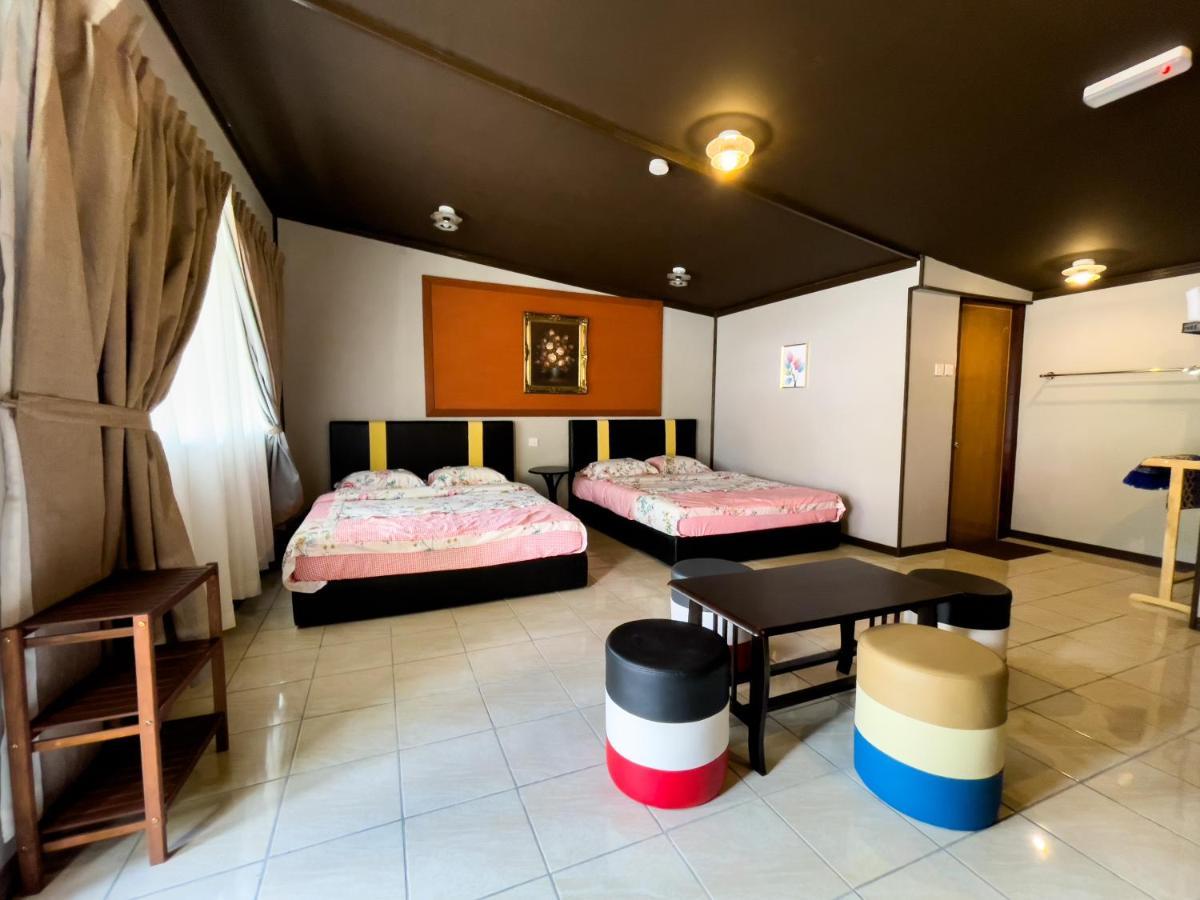 ซันไรซ์ รีครีเอชัน ชาเลท แอนด์ โฮม สเตย์ Hotel ราเนา ภายนอก รูปภาพ